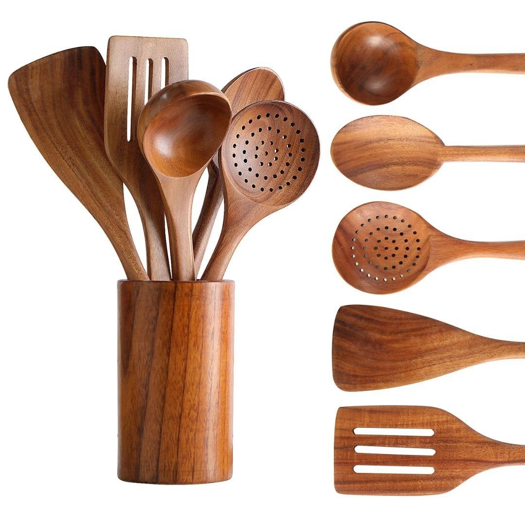 wooden kitchen utensil set