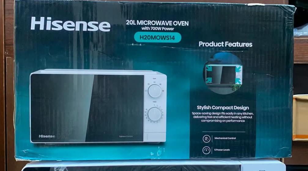 Hisense 20L Solo Microwave Oven - 700W (H20MOWS14)